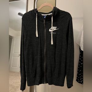 Women’s Nike Jacket- LightWeight